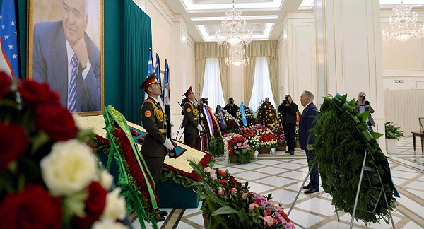 Назарбаев почтил память Ислама Каримова